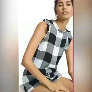 🔥Cloth and Stone Anthropologie Black White Gingham Plaid Ruffle Romper Size M